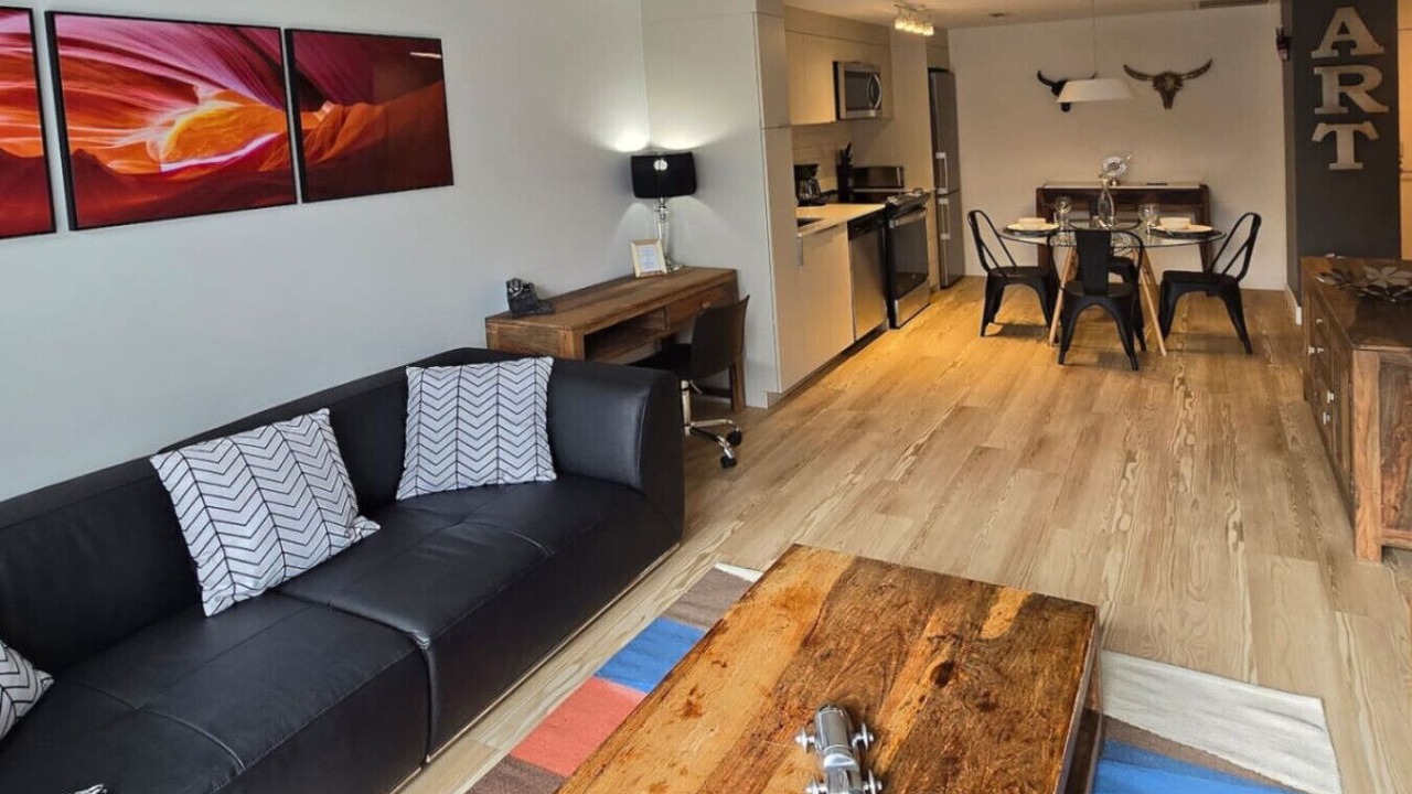 Photo of Livingroom in International District