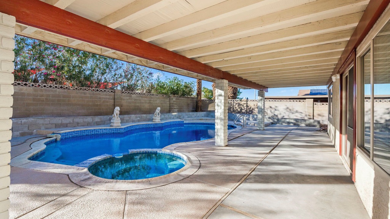 Photo of Outdoor in Spring Valley
