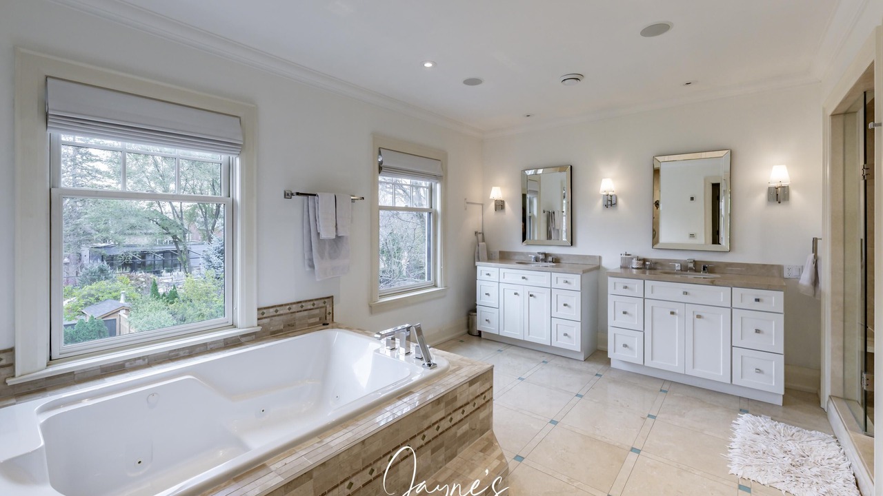 Photo of Bathroom in Lytton Park
