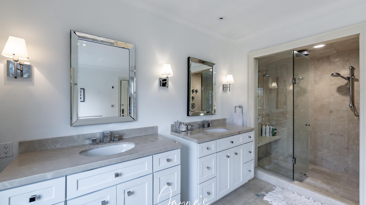 Photo of Bathroom in Lytton Park