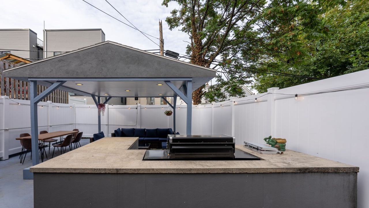 Photo of Outdoor in The Heights