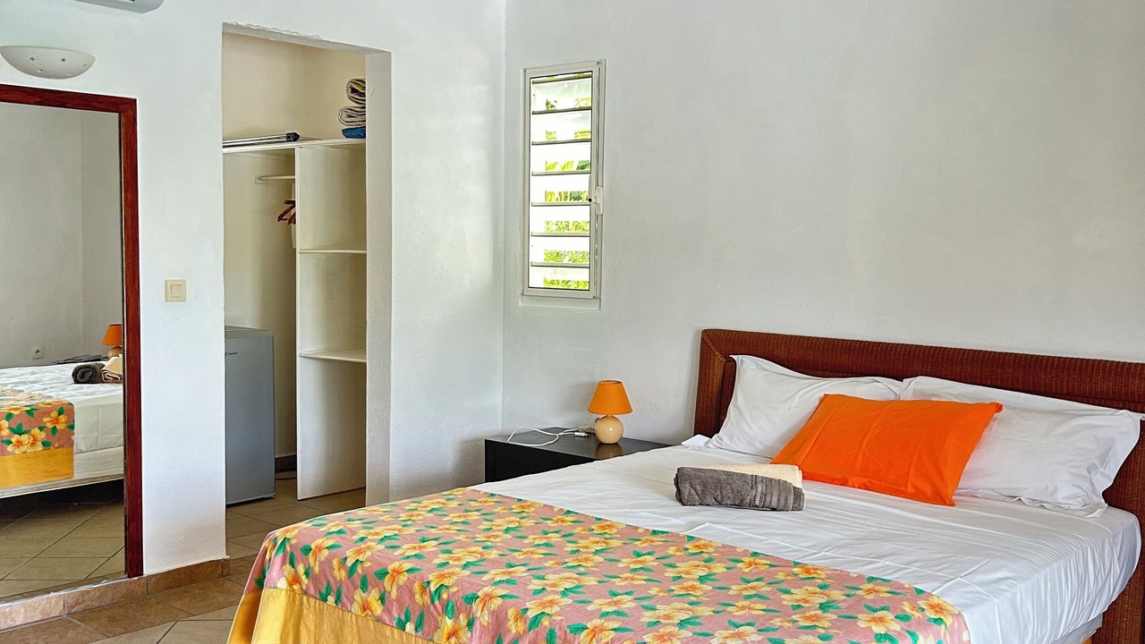 Photo of Bedroom in Baie Longue