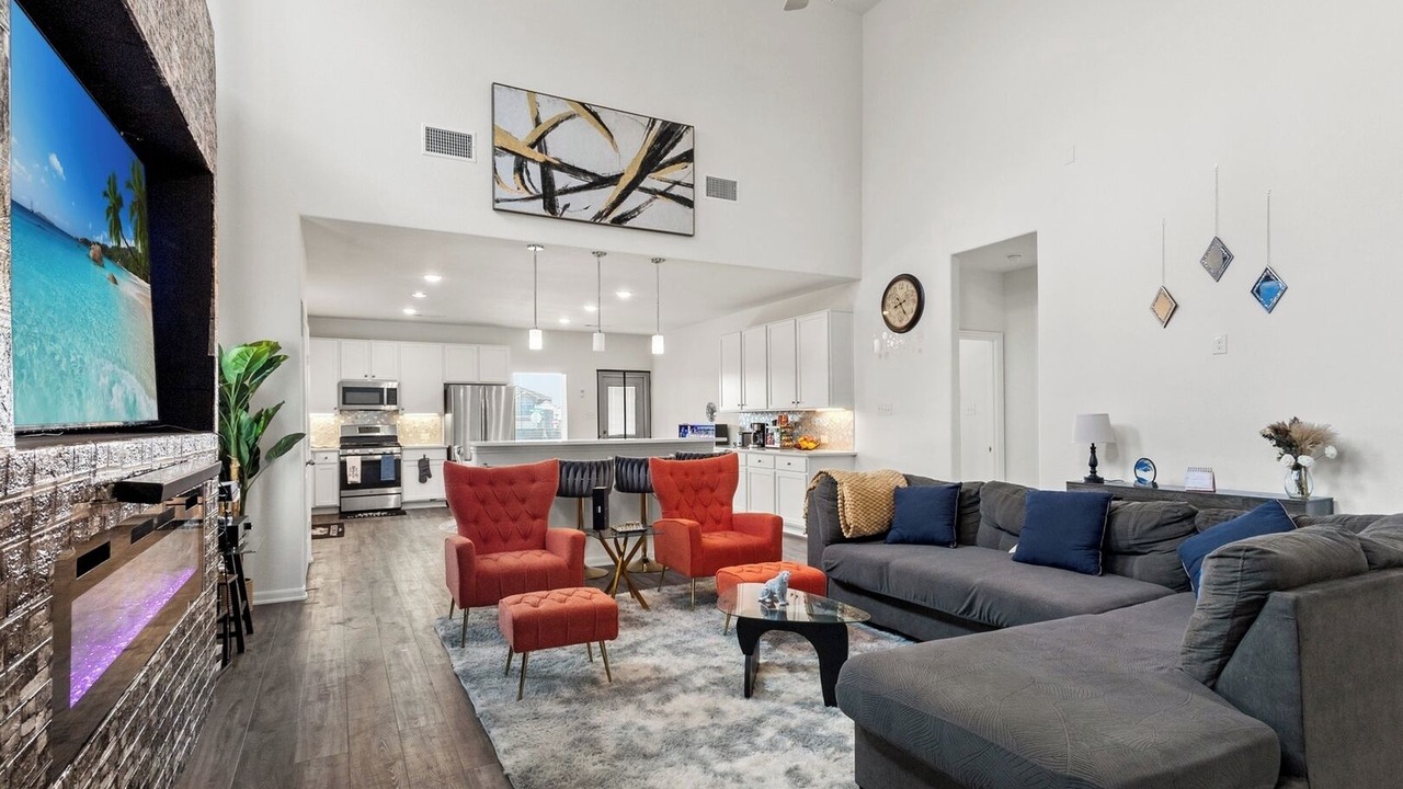 Photo of Livingroom in Forney