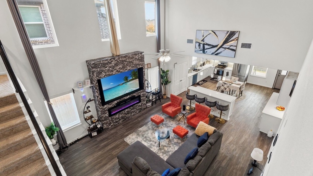 Photo of Livingroom in Forney