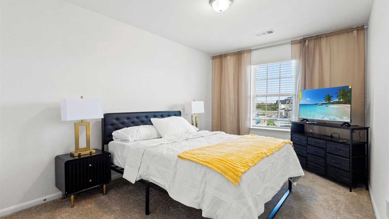 Photo of Bedroom in Forney