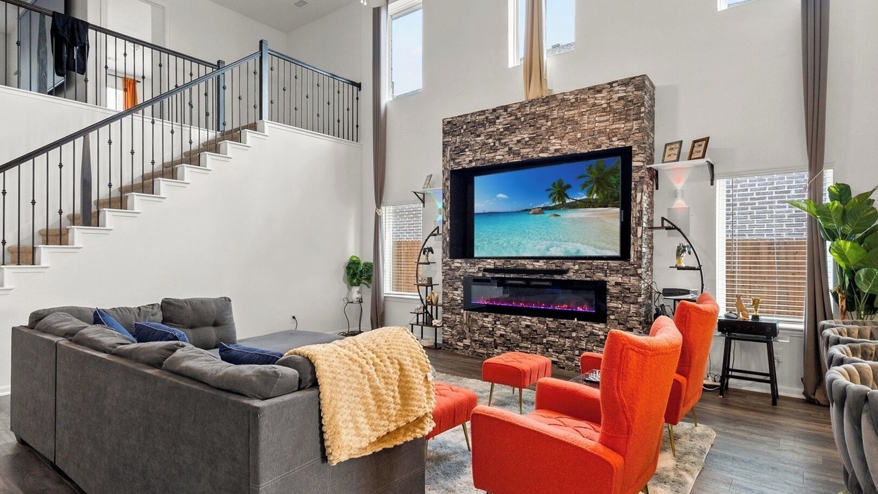 Photo of Livingroom in Forney