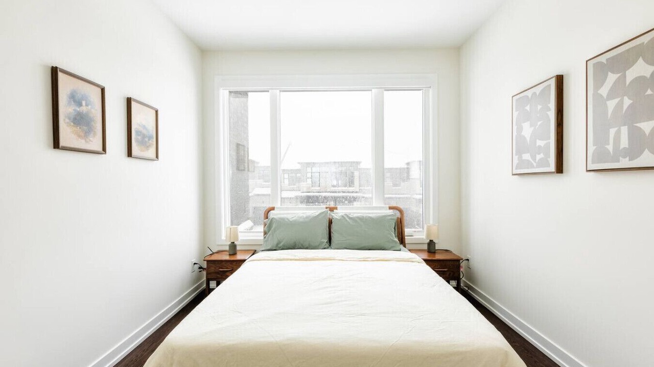 Photo of Bedroom in Oakville