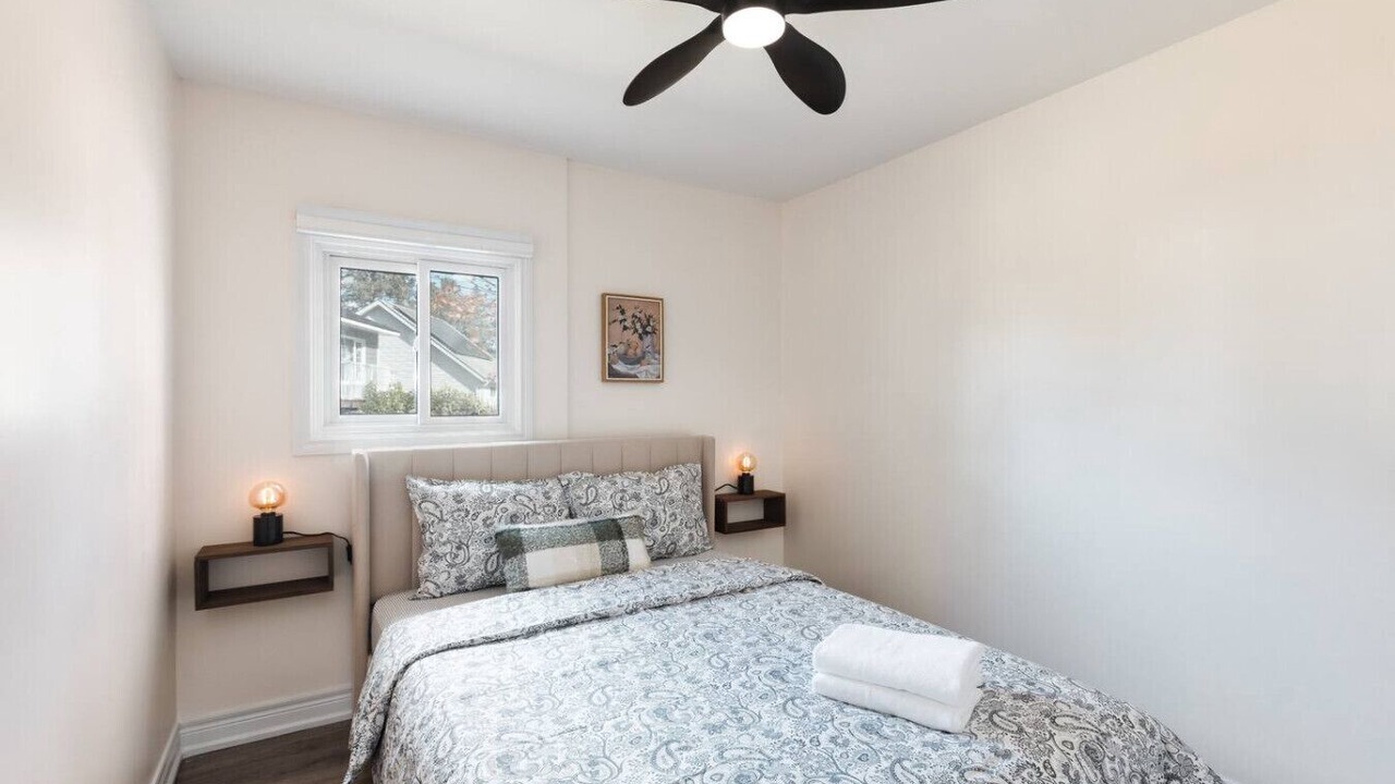 Photo of Bedroom in Bracebridge