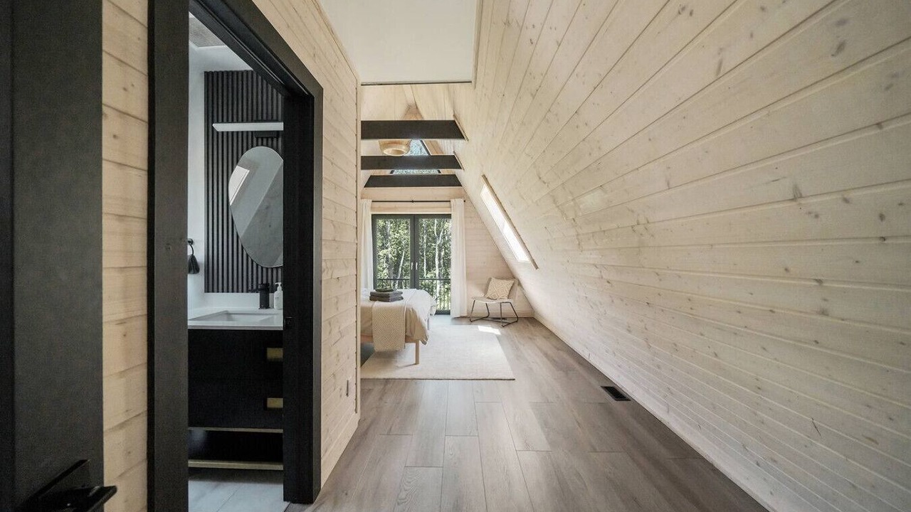 Photo of Bedroom in Gravenhurst