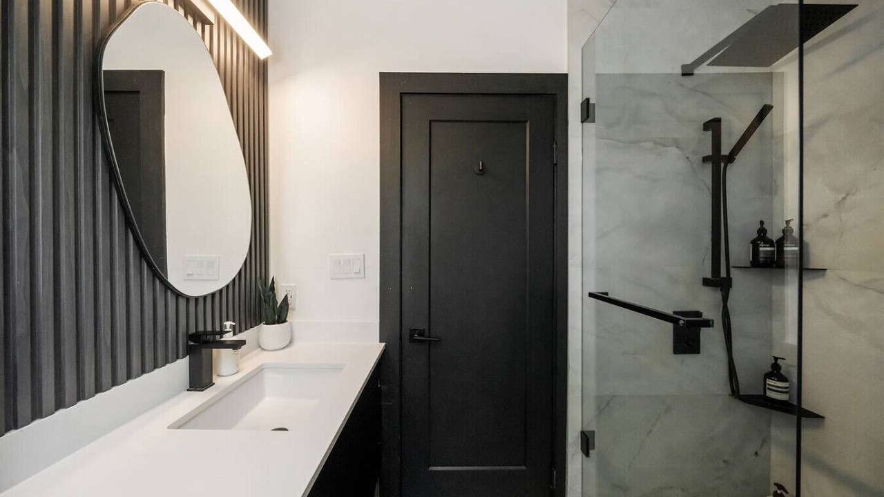 Photo of Bathroom in Gravenhurst