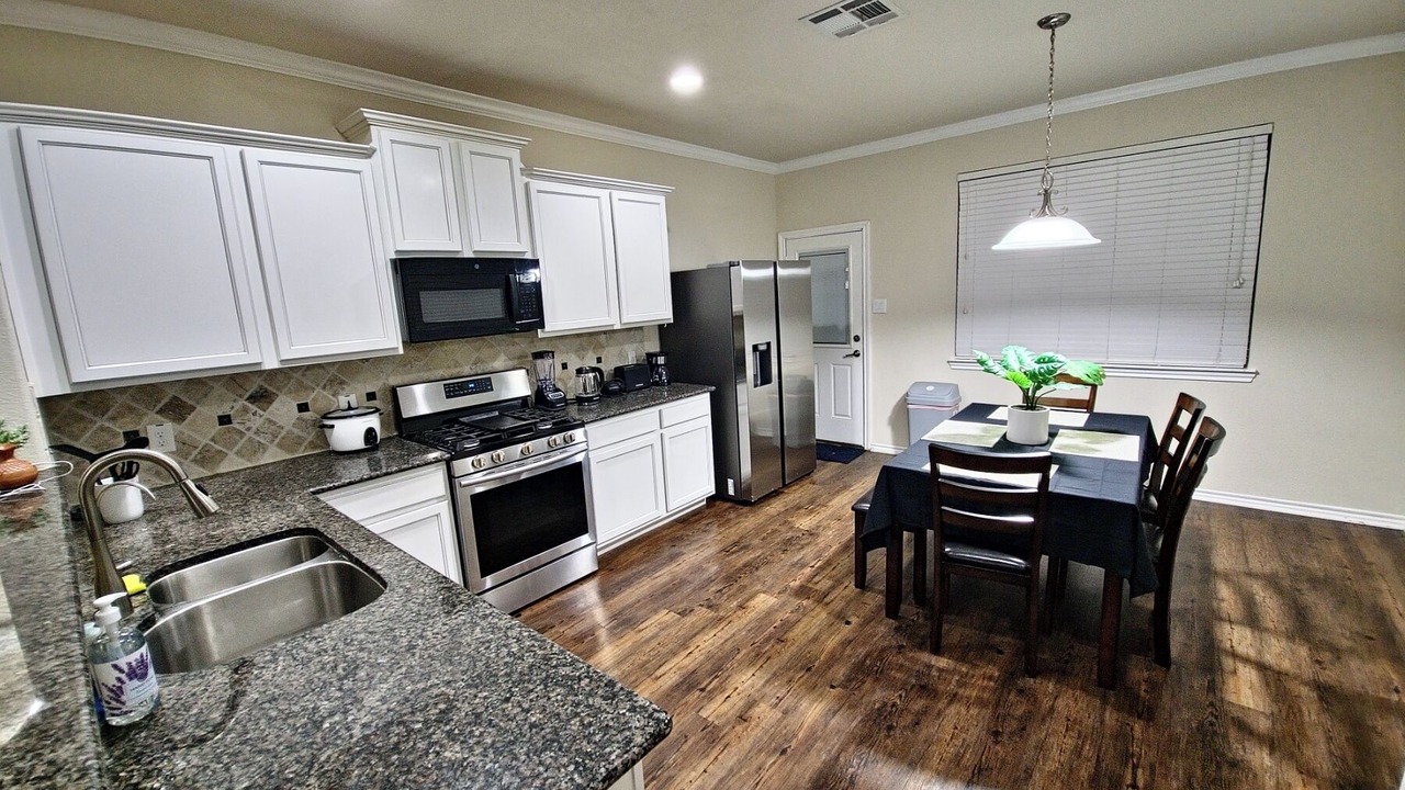 Photo of Kitchen in Humble