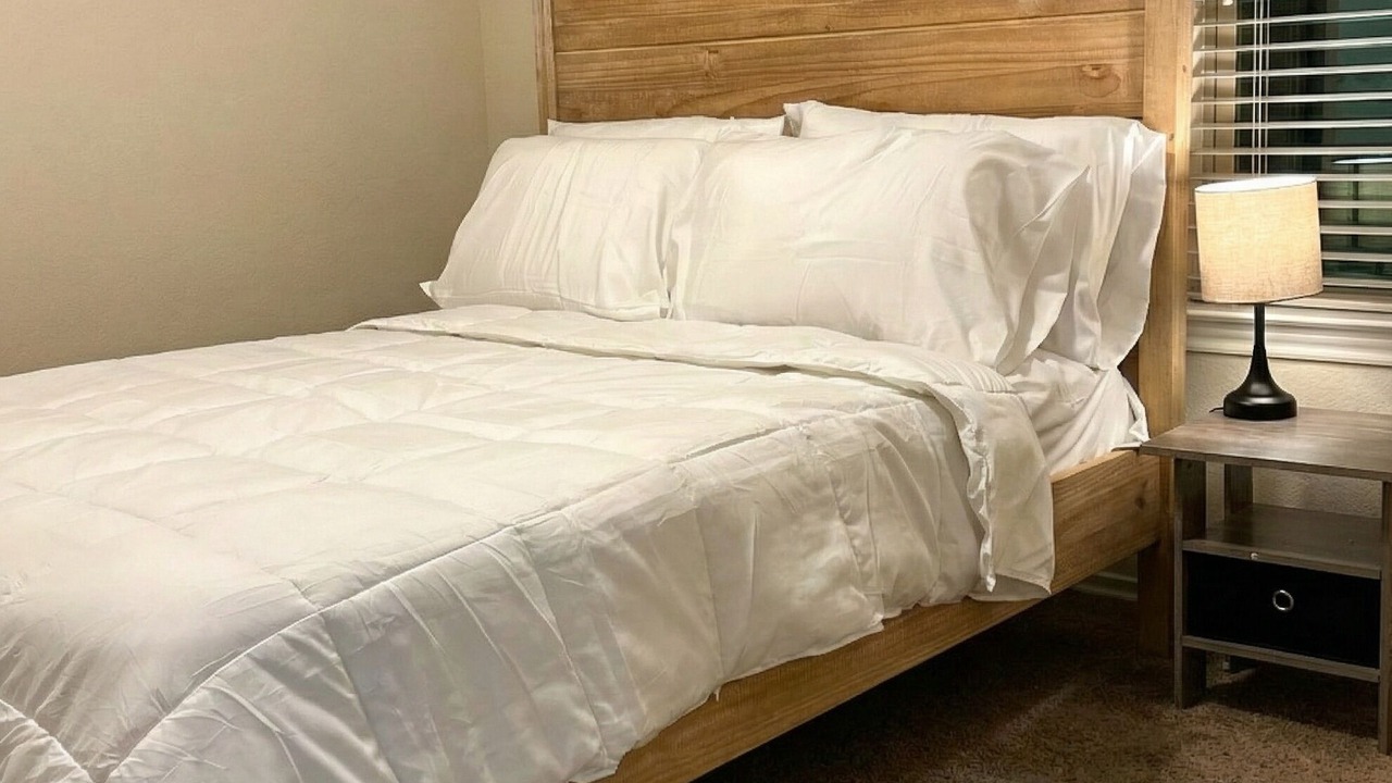 Photo of Bedroom in Humble
