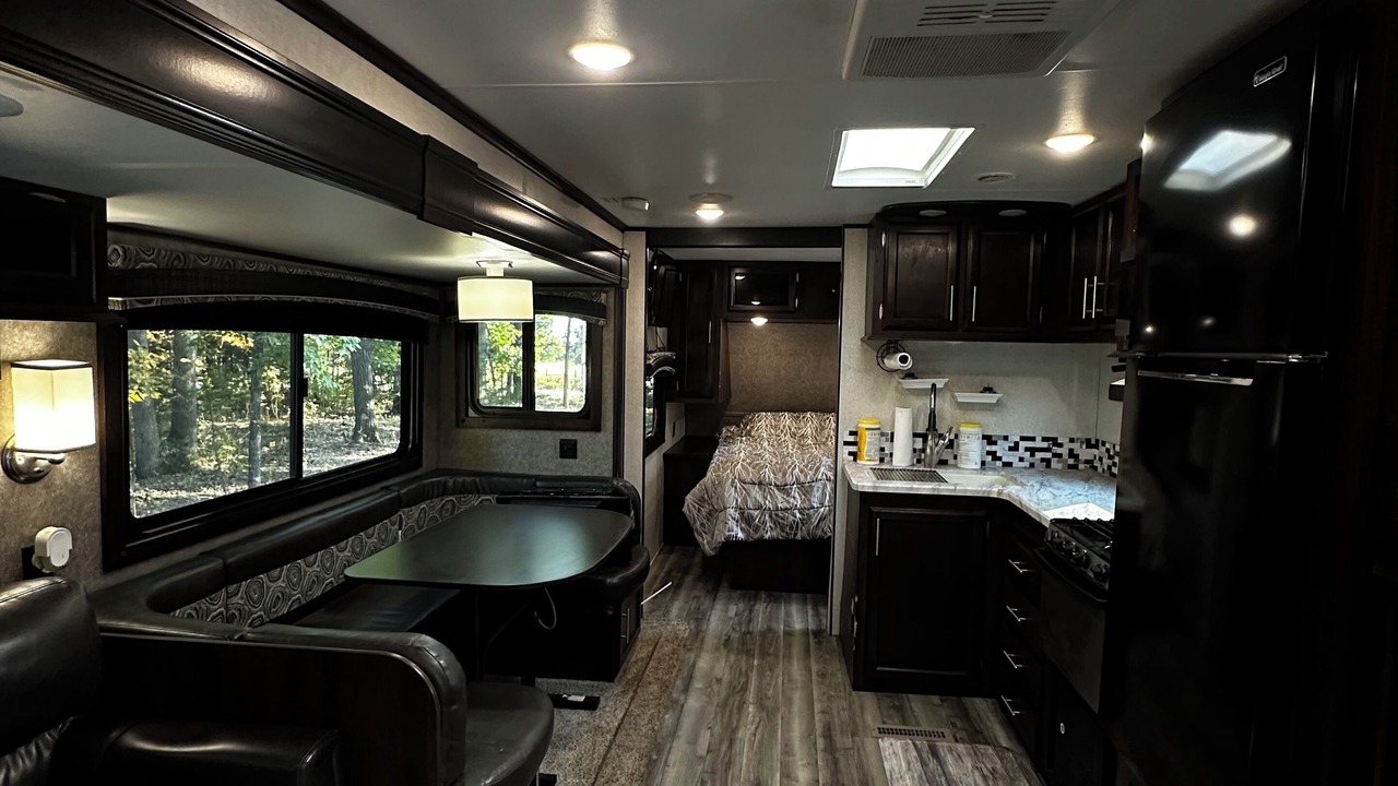 Photo of Bedroom in Elkland