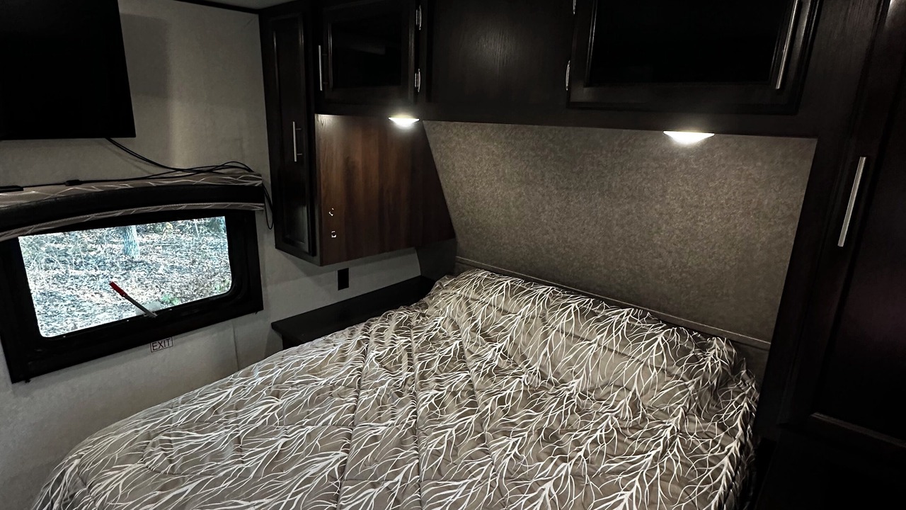 Photo of Bedroom in Elkland