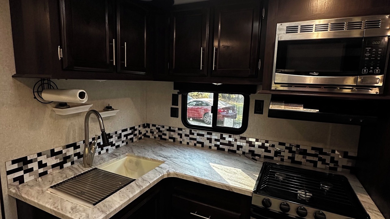 Photo of Kitchen in Elkland