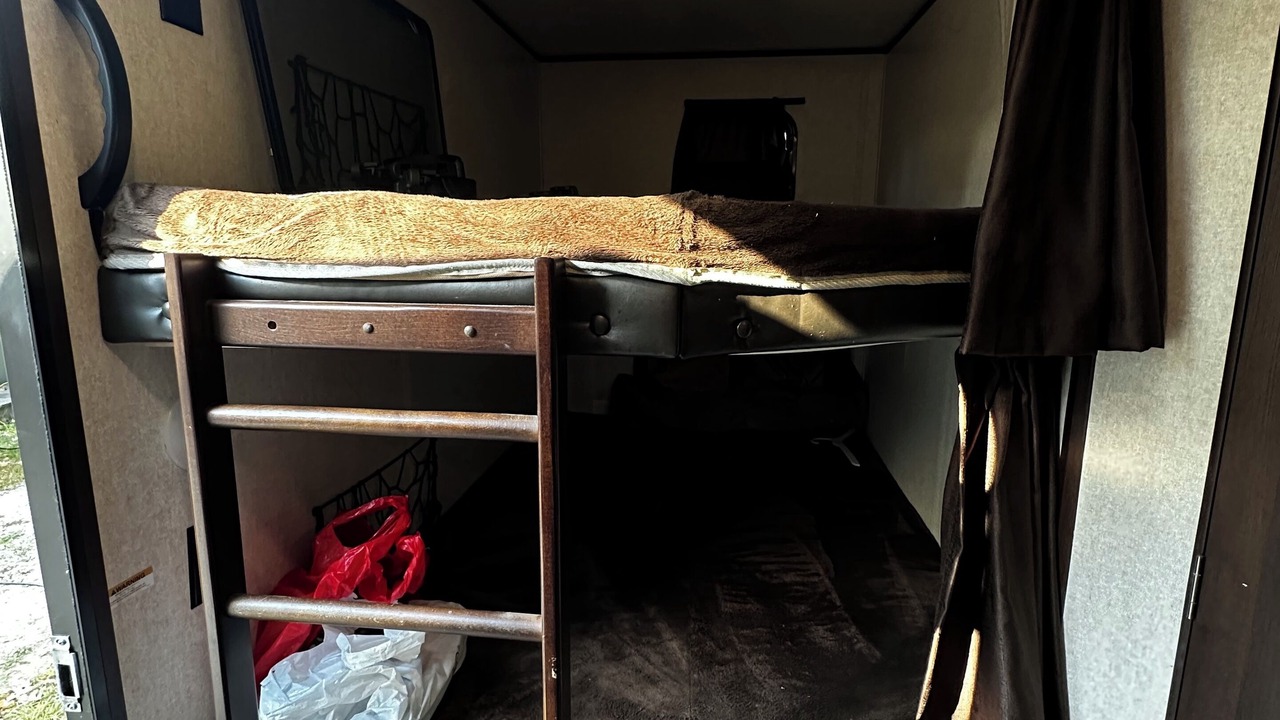 Photo of Bedroom in Elkland