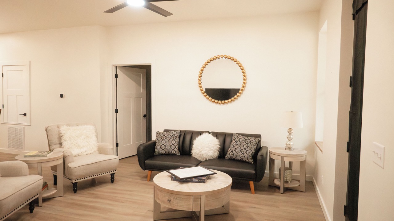 Photo of Livingroom in Clarksville