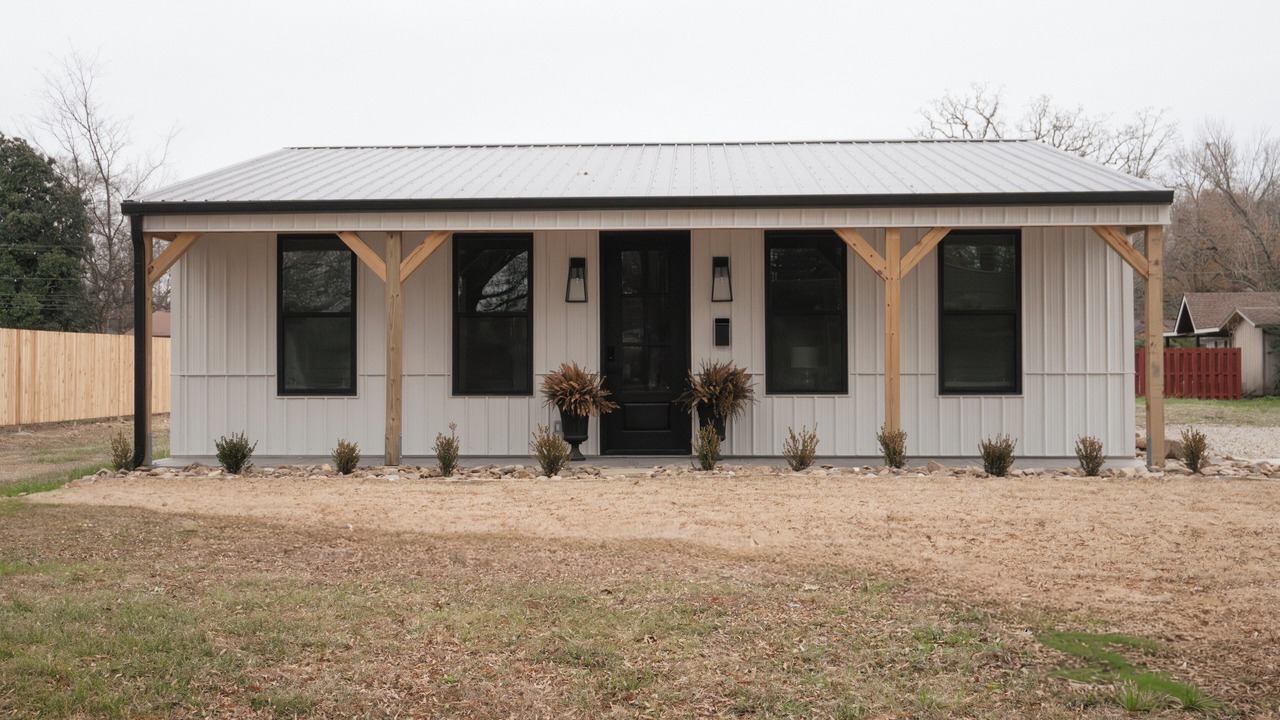 Photo of Outdoor in Clarksville