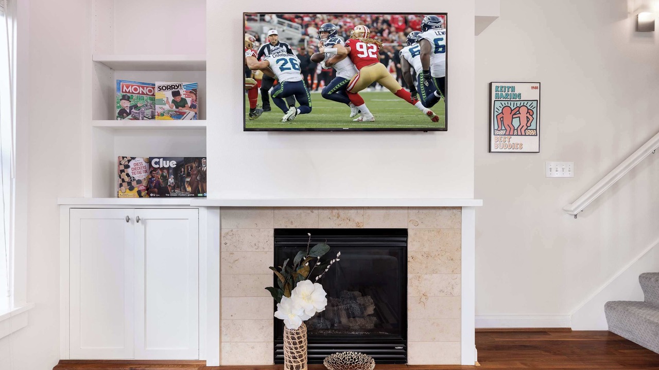 Photo of Livingroom in Lower Queen Anne
