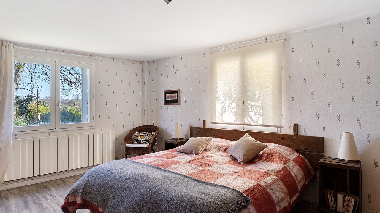 Photo of Bedroom in Avrille-les-Ponceaux