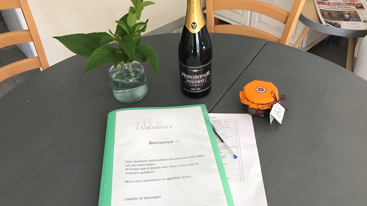 Photo of Others in Avrille-les-Ponceaux