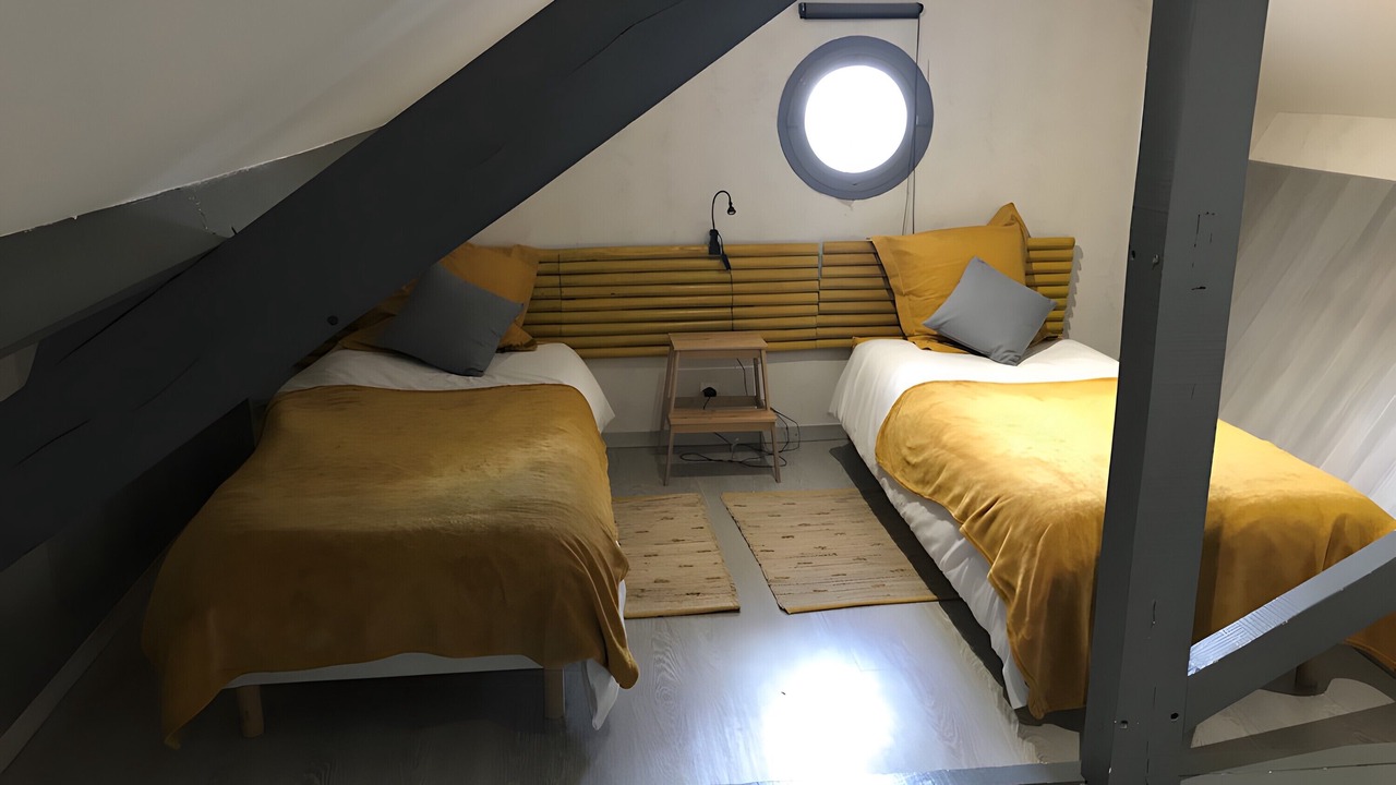 Photo of Bedroom in Avrille-les-Ponceaux