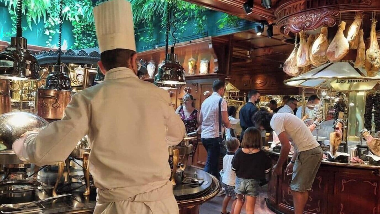 Photo of Others in Anatole France