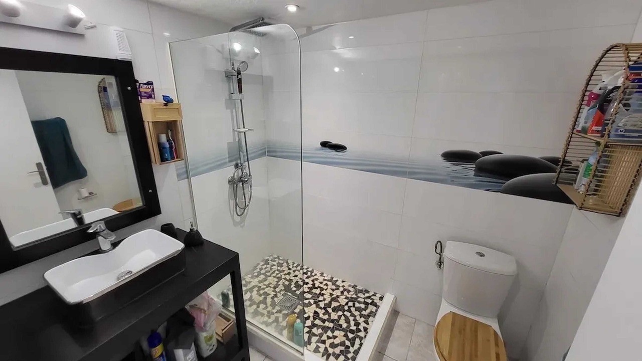 Photo of Bathroom in Marigot