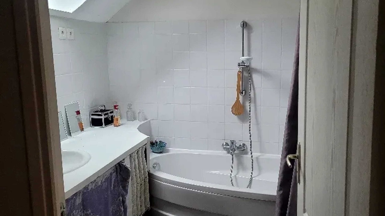 Photo of Bathroom in Pithiverais-Gatinais
