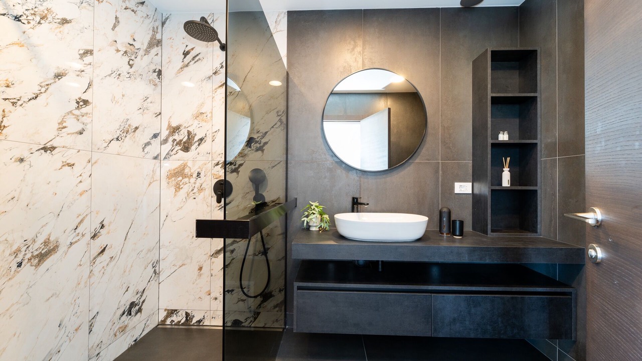 Photo of Bathroom in Vir