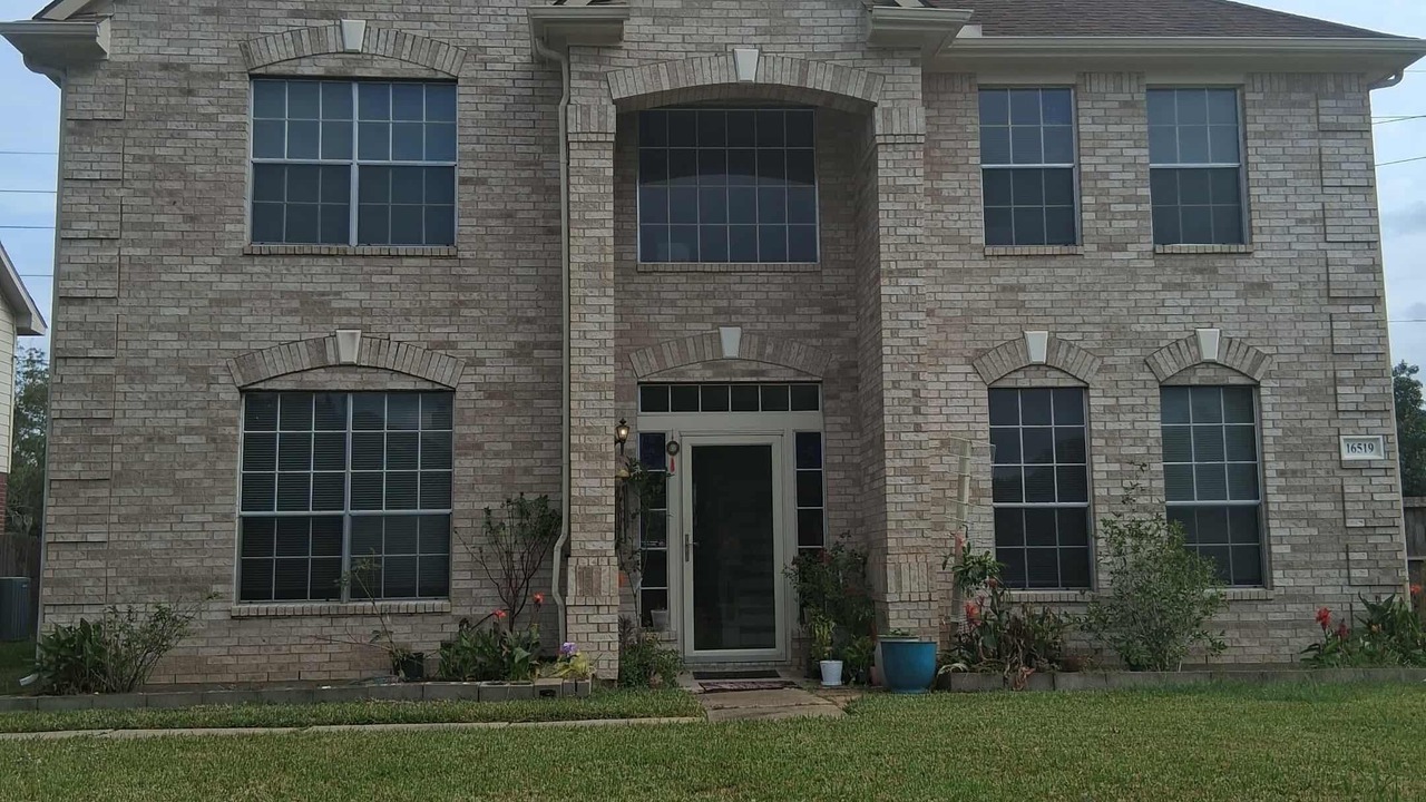 Photo of Outdoor in Clodine