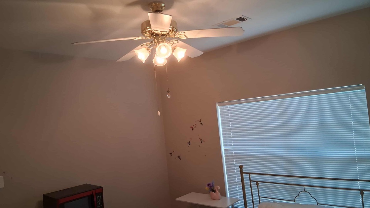 Photo of Bedroom in Clodine