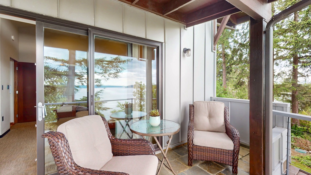 Photo of Patio Balcony in Poulsbo