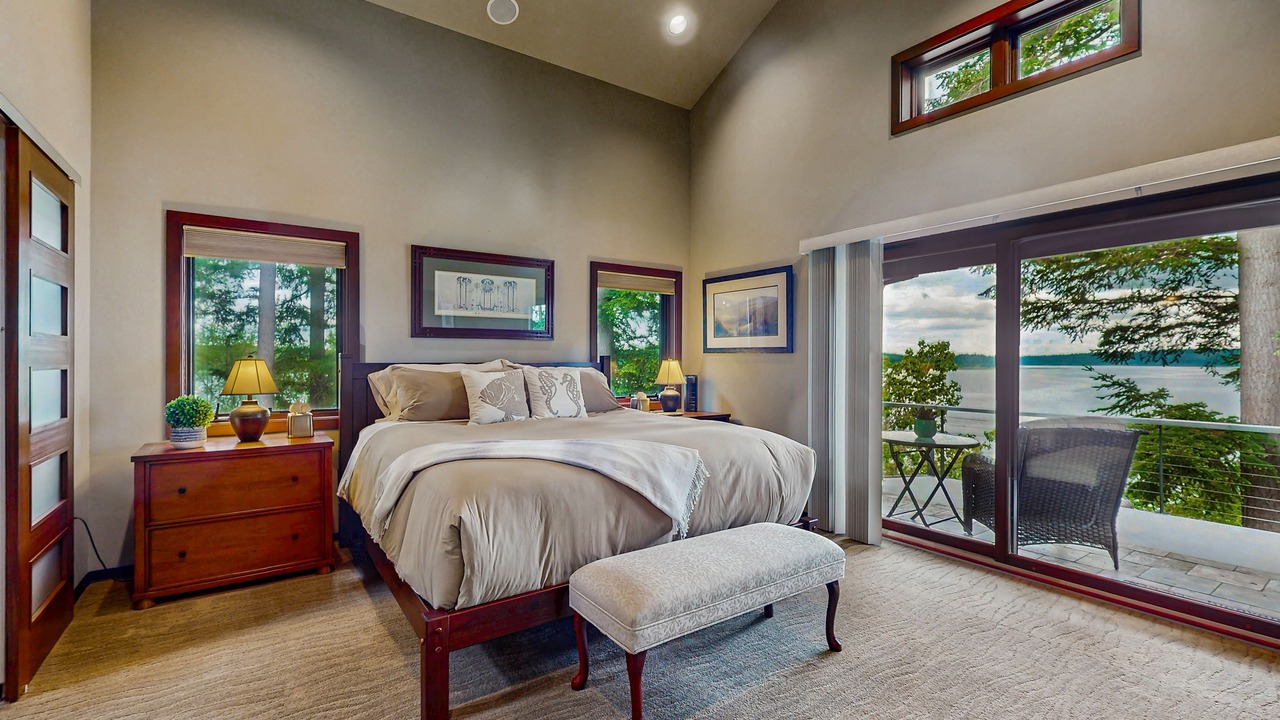 Photo of Bedroom in Poulsbo