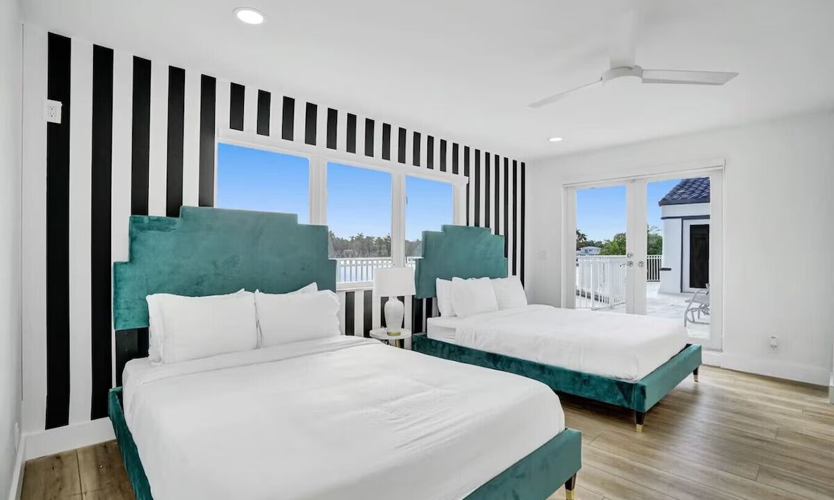 Photo of Bedroom in South Lake