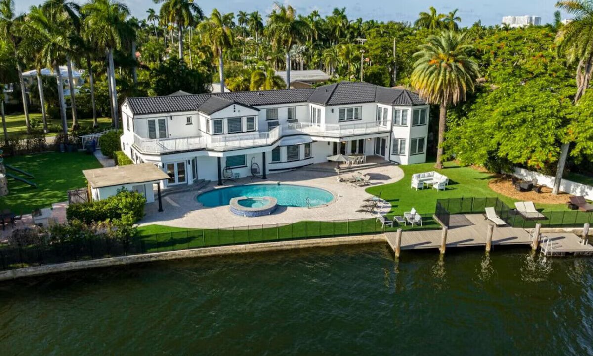 Photo of Outdoor in South Lake