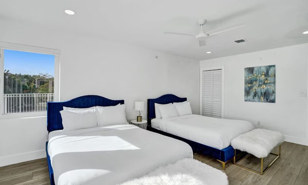 Photo of Bedroom in South Lake