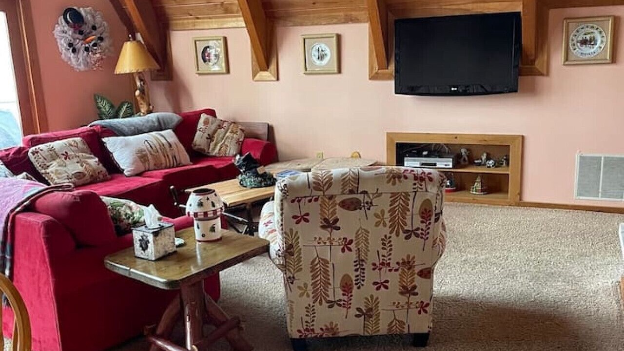 Photo of Livingroom in Champion