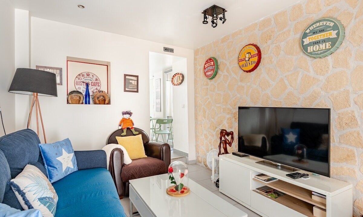 Photo of Livingroom in Louvres