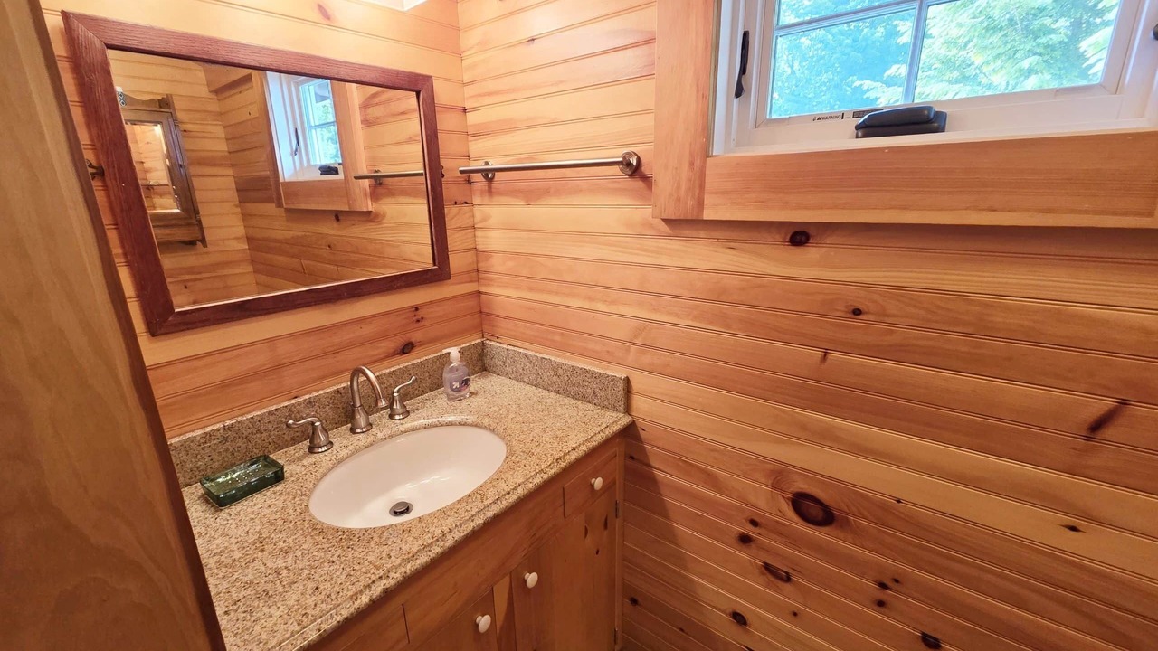 Photo of Patio Balcony in Sunapee