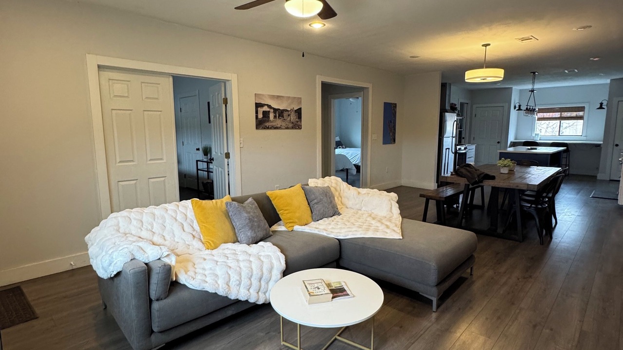 Photo of Livingroom in Marathon