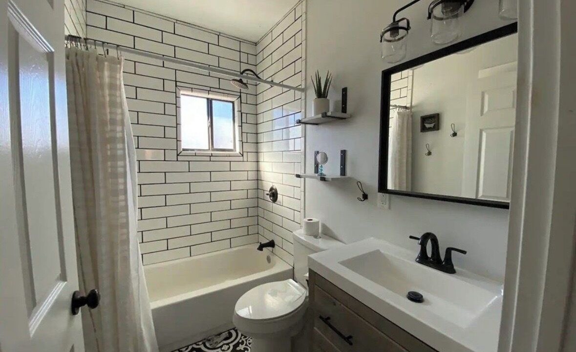 Photo of Bathroom in Marathon