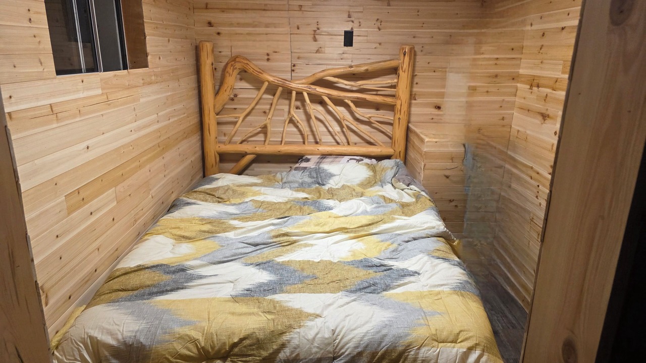 Photo of Bedroom in Shingleton