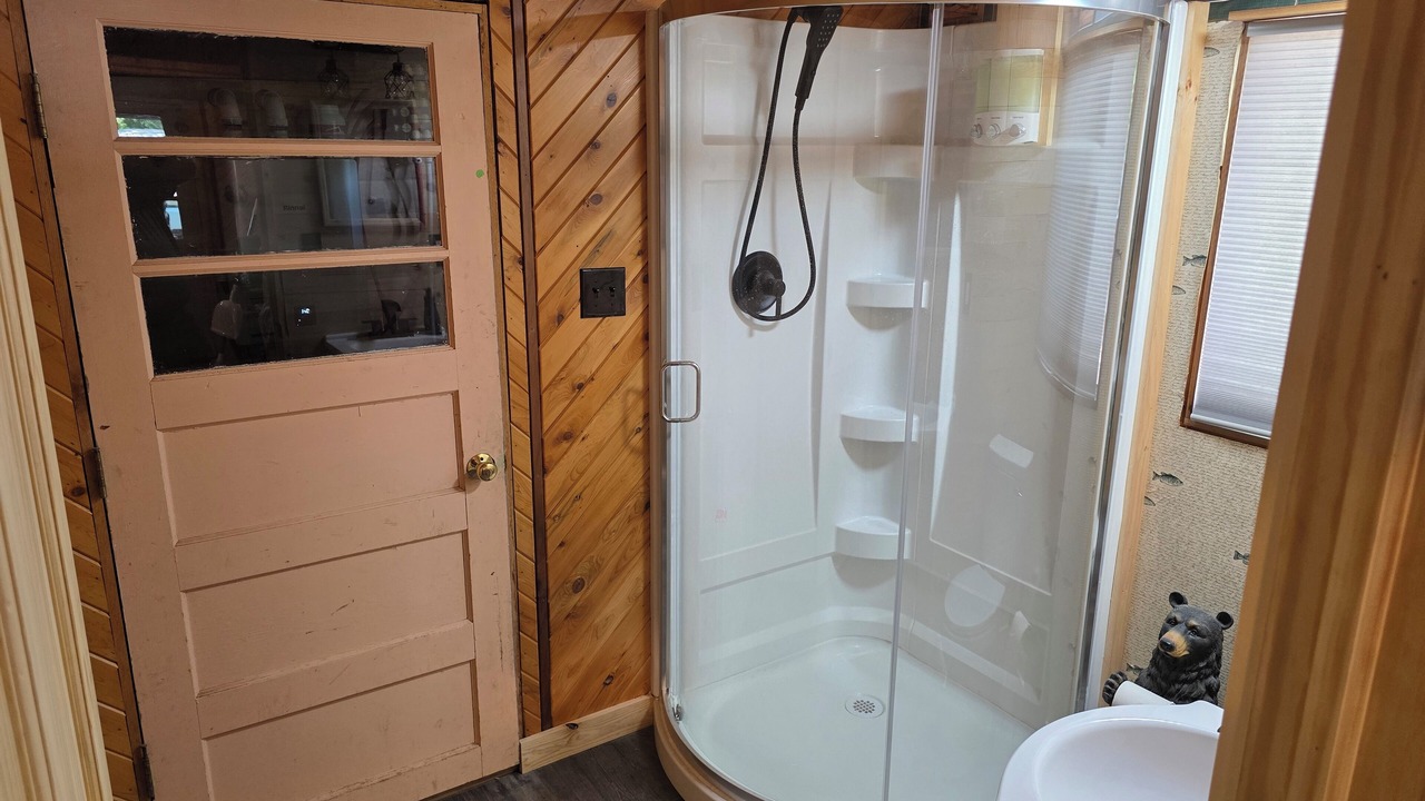 Photo of Bathroom in Shingleton