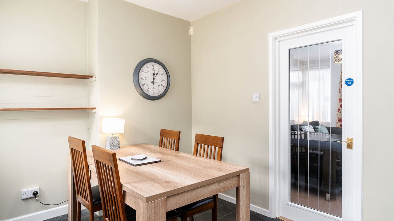 Photo of Others in Hoole