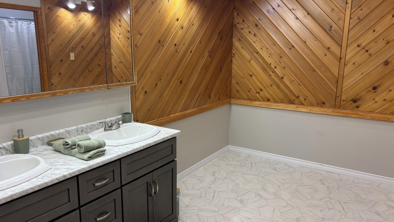 Photo of Bathroom in Brandon