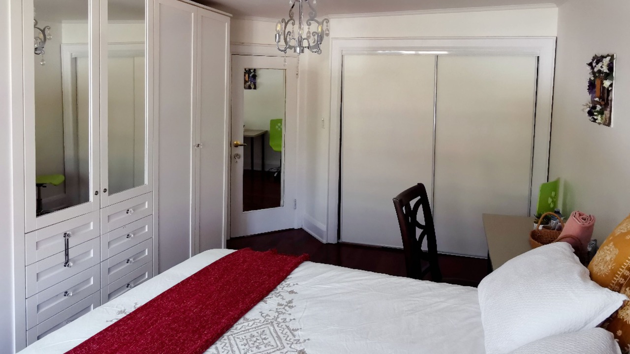 Photo of Bedroom in Yonge-Eglinton