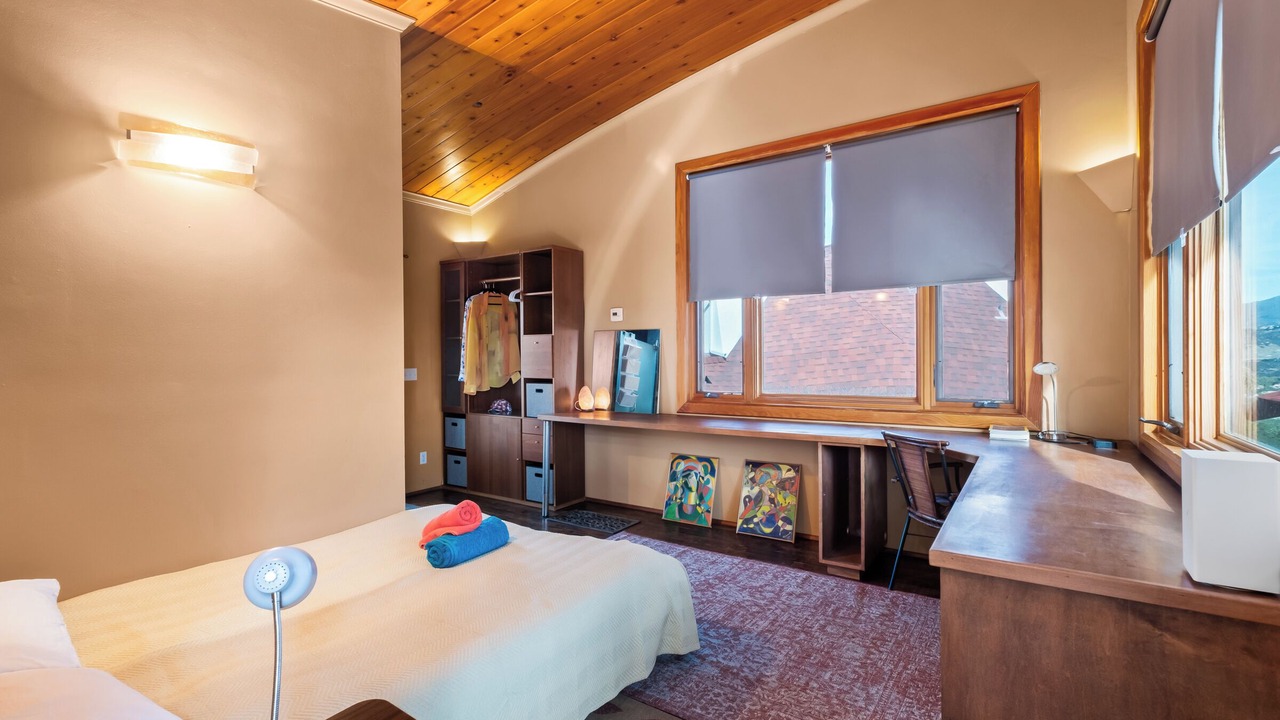 Photo of Bedroom in Alpine