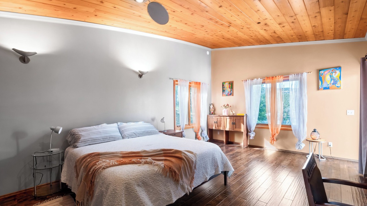 Photo of Bedroom in Alpine