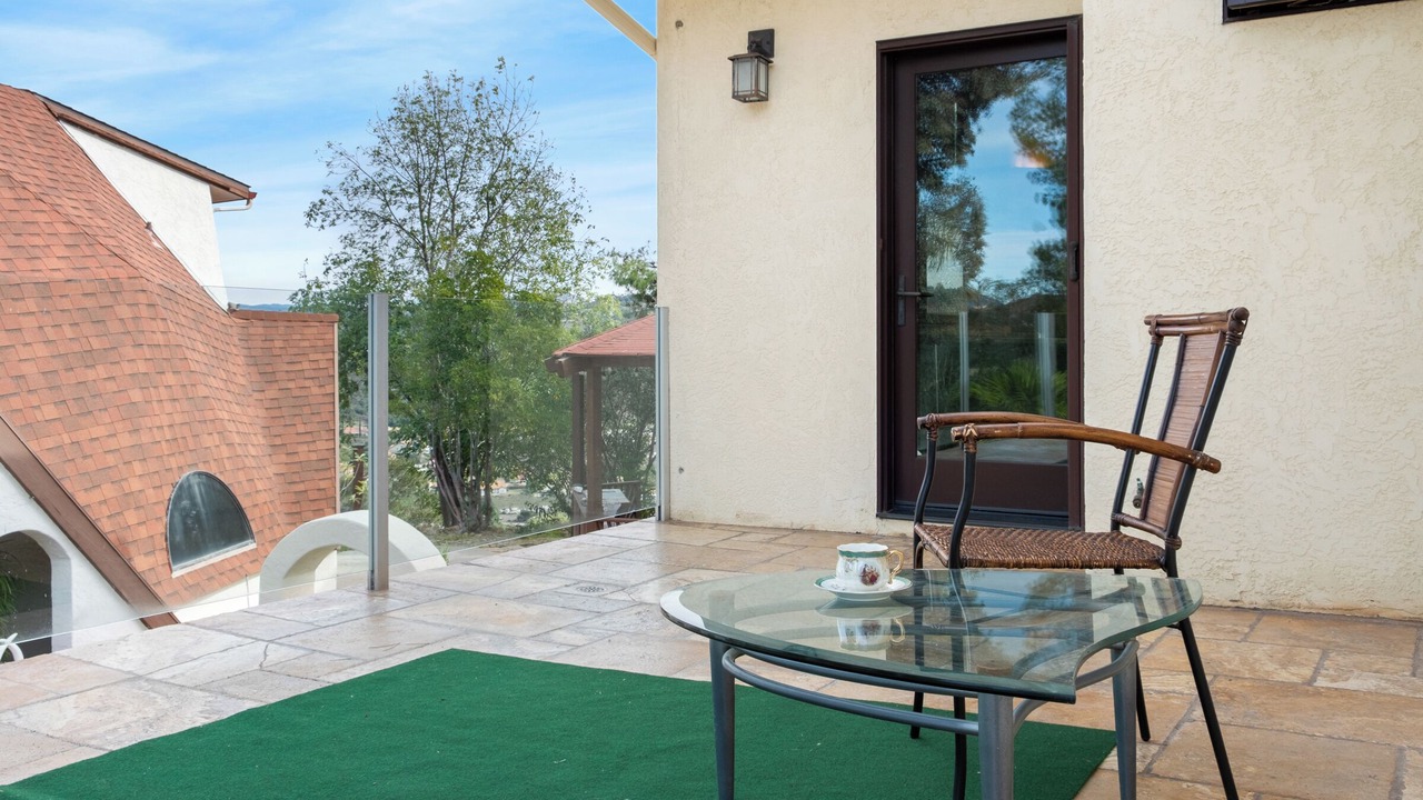 Photo of Patio Balcony in Alpine